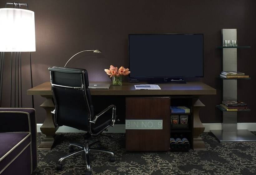 سوییت لوکس, Kimpton Hotel Vintage Seattle, An Ihg
