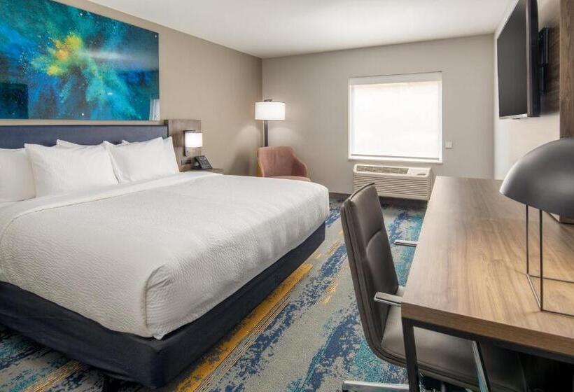 장애인을 위한 킹사이즈 침대 스탠다드 룸, La Quinta Inn & Suites By Wyndham Spokane Downtown