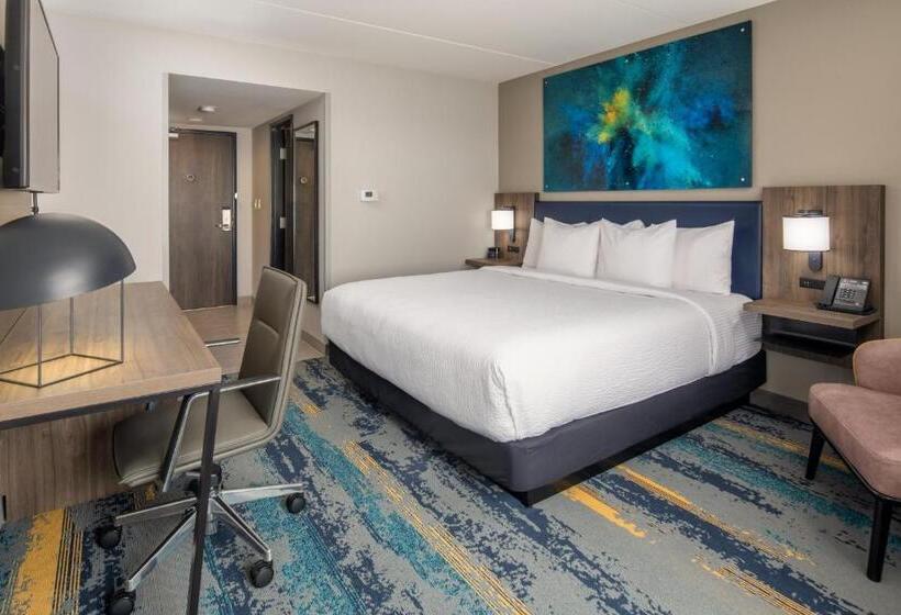 Standard Room King Size Bed, La Quinta Inn & Suites By Wyndham Spokane Downtown