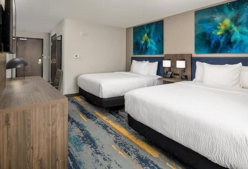 Standard Room Adapted for people with reduced mobility, La Quinta Inn & Suites By Wyndham Spokane Downtown