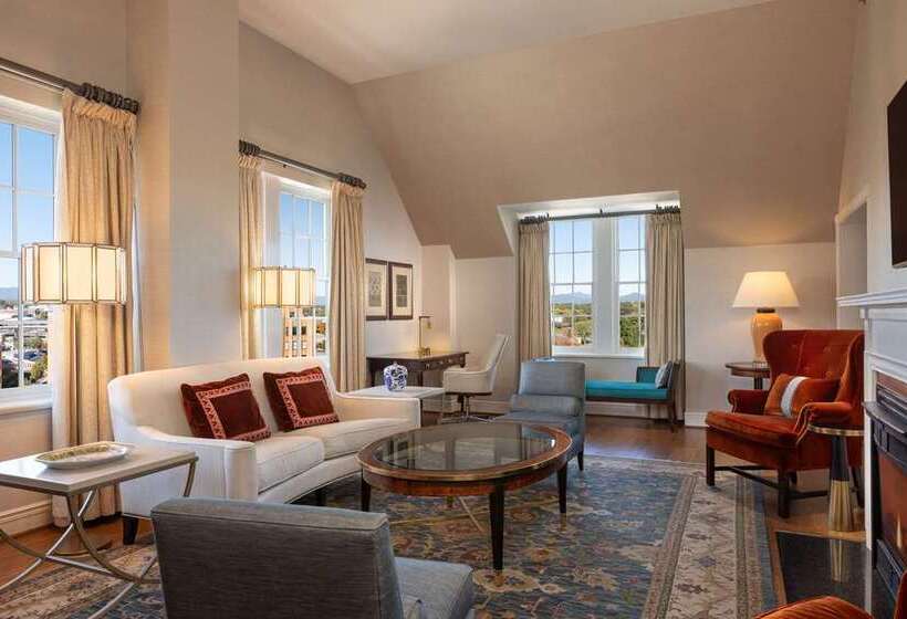 سوییت, Roanoke & Conference Ctr, Curio Collection By Hilton 