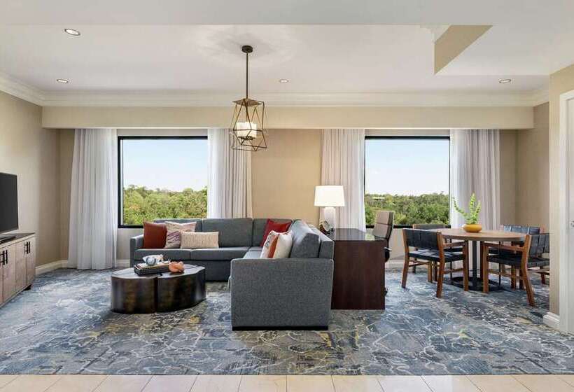 سوییت, Roanoke & Conference Ctr, Curio Collection By Hilton 