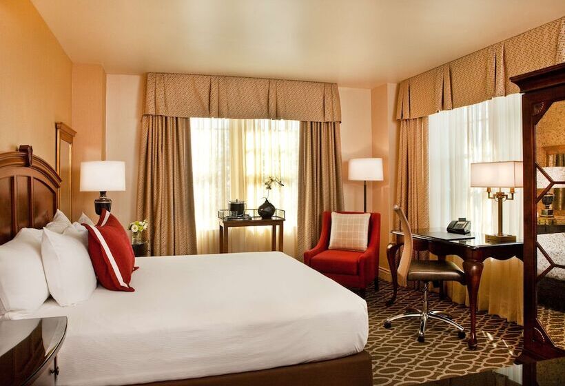 Junior Suite, The  Roanoke & Conference Center, Curio Collection By Hilton