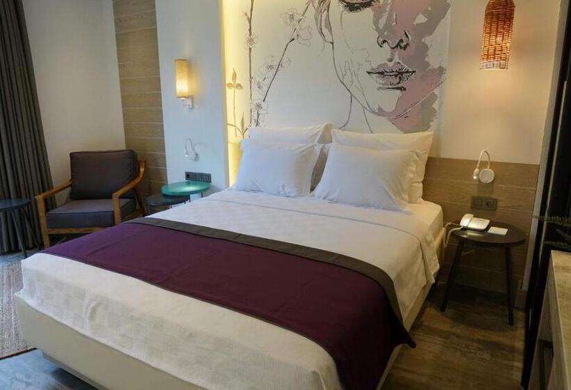 اتاق سوپریور با چشم‌انداز باغ, Melanippe Relaxing Hotel   Adults Only