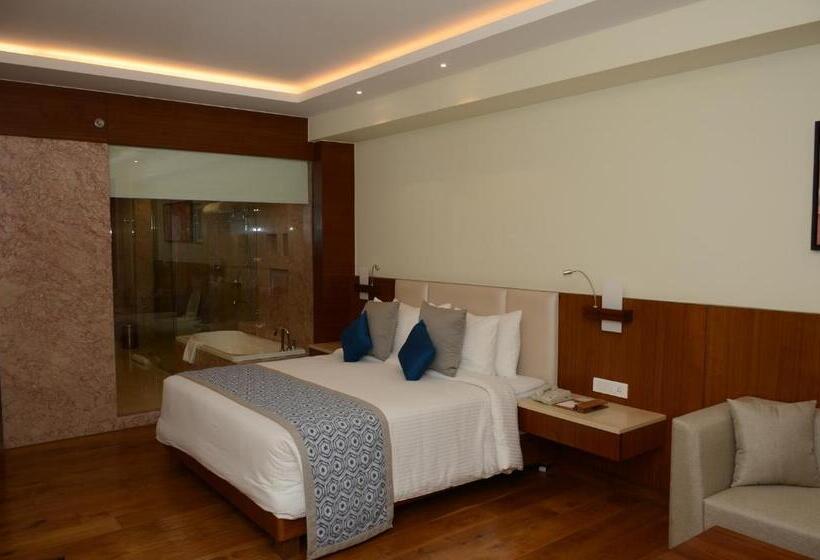اتاق لوکس, Viraj Sarovar Portico Jammu