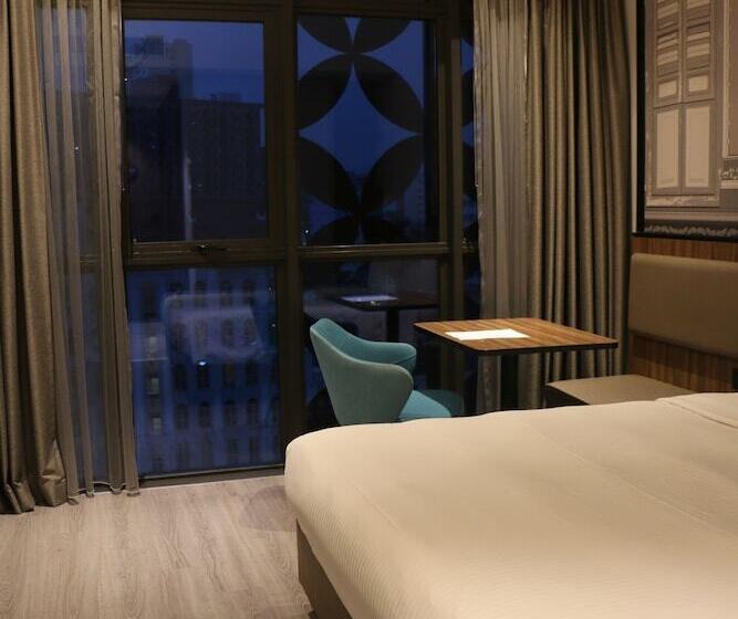 استودیو اجرایی, Citadines Rochor