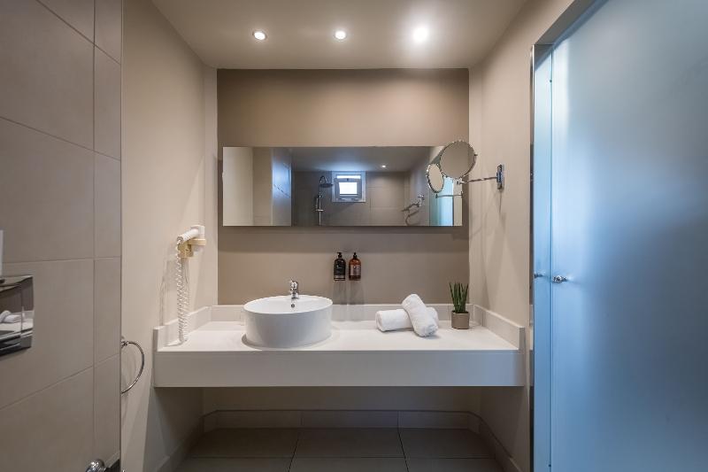 استودیوی پریمیوم, Citadines Rochor
