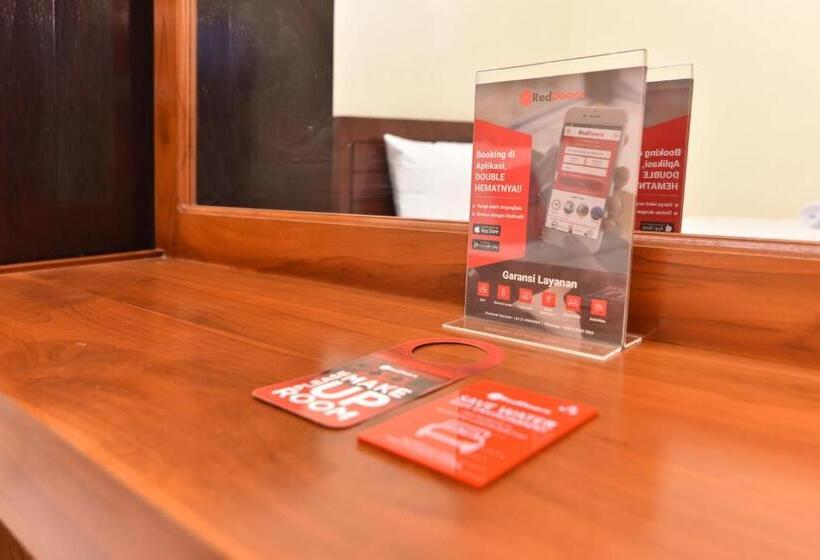 اتاق سوپریور, Reddoorz Plus @ Singaraja