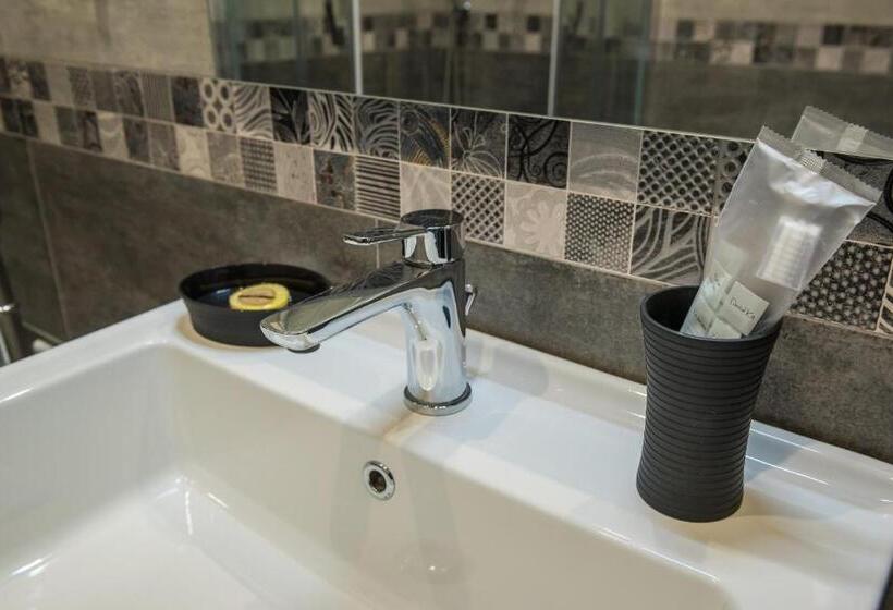 اتاق استاندارد, B&b Elegance