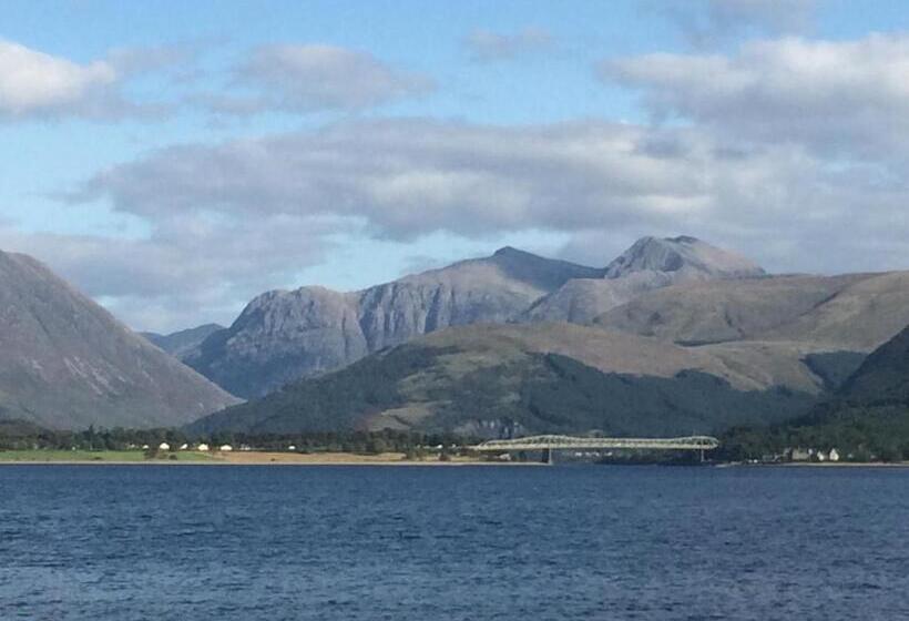 اتاق لوکس با چشم‌انداز دریا, Highland Croft B&b