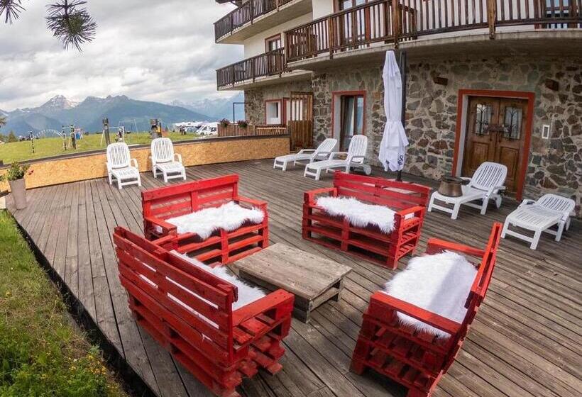 اتاق استاندارد چهار تخته, Chalet Des Alpes