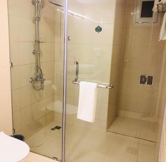 اتاق استاندارد, Season Inn