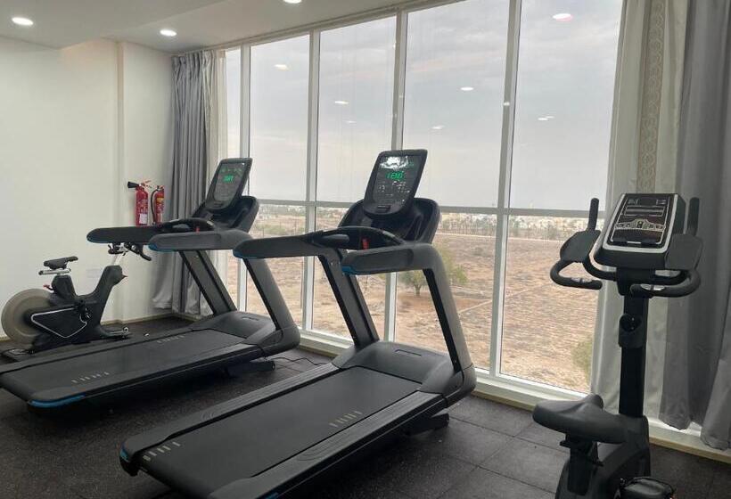 اتاق لوکس, Season Inn