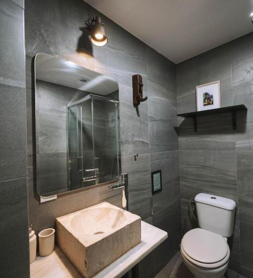 اتاق استاندارد با سرویس بهداشتی مشترک, House Sao Bento