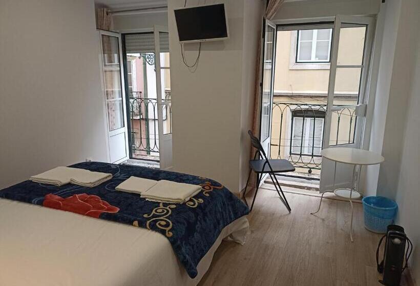 اتاق استاندارد با سرویس بهداشتی مشترک, Martim Moniz 28 Guest House