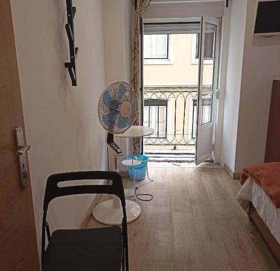 اتاق استاندارد یک نفره, Martim Moniz 28 Guest House