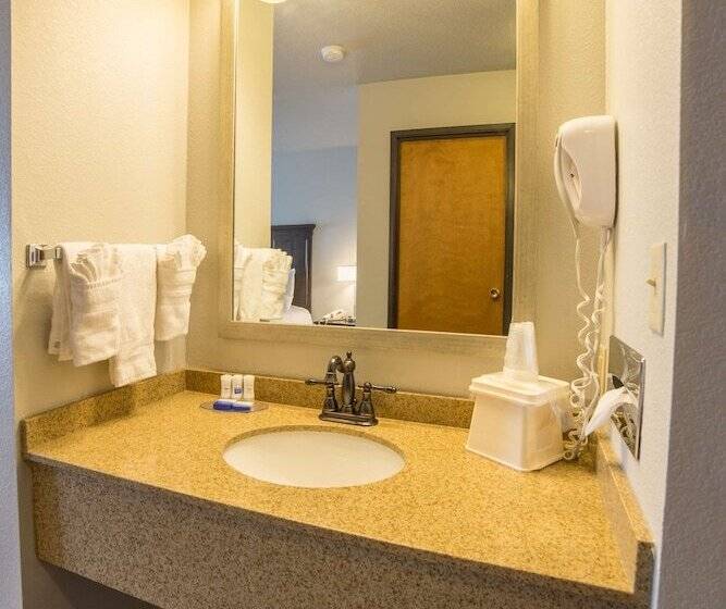 سوییت جونیور, Best Western Black Hills Lodge