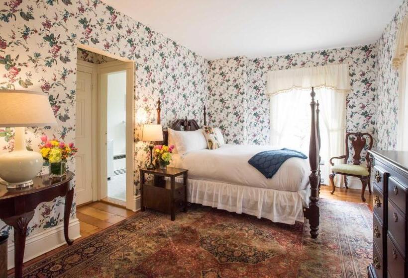 Deluxe Værelse, Jared Coffin House