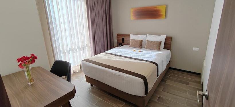 سوییت جونیور, Fujitaya Querétaro