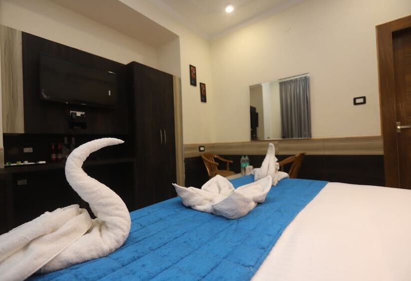 اتاق لوکس, Grand Nest