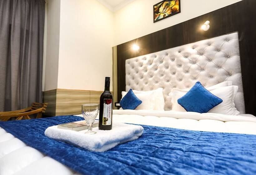 اتاق لوکس, Grand Nest