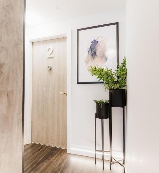 آپارتمان 1 خوابه همکف, Design Suites Lytham