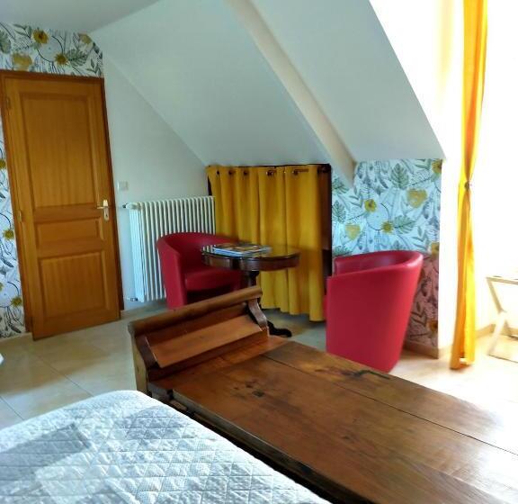 سوئیت 2 خوابه, Petit Châtelet Bis