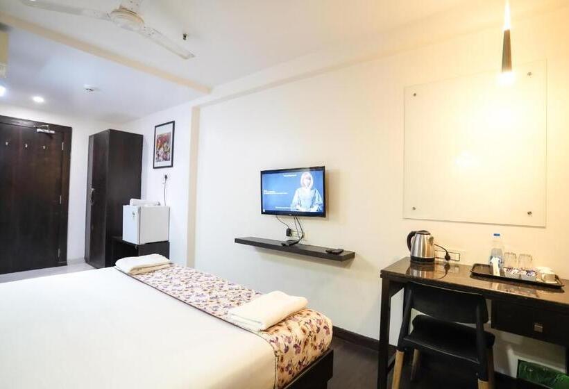 اتاق سوپریور, Singh`s By Wb Inn, Vashi, Navi Mumbai