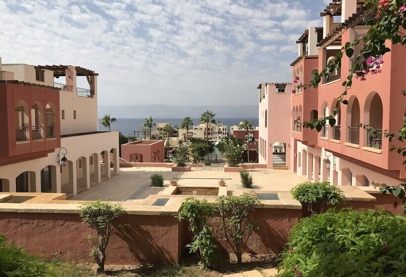 آپارتمان 3 خوابه, Tala Bay Residence   Families Only