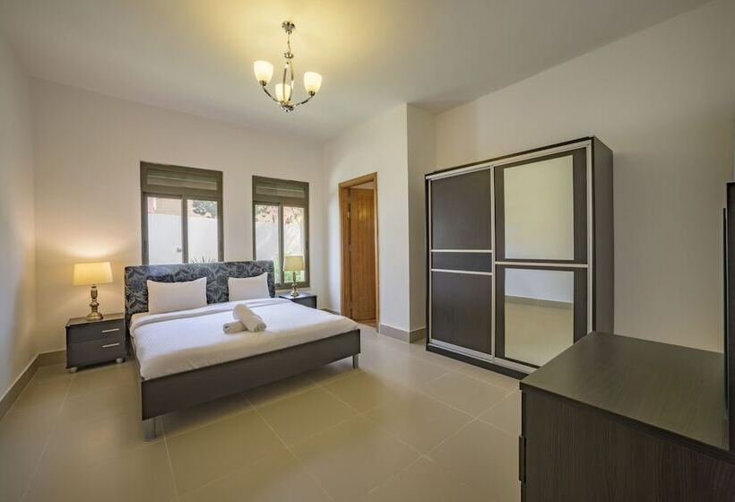 ویلای 3 خوابه با استخر, Tala Bay Residence   Families Only