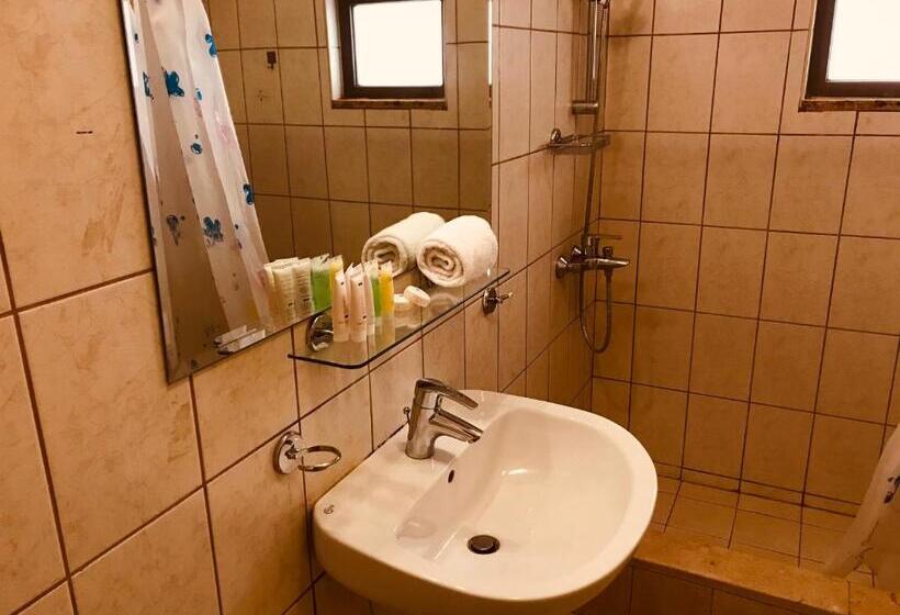 3 Bedroom Premium Apartment, Tala Bay Residence   Families Only