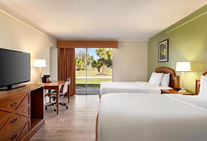 اتاق استاندارد با 2 تخت دوبل, Baymont By Wyndham Daytona Beach   Intl Speedway