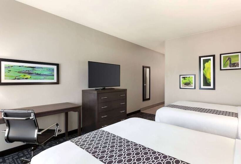 اتاق استاندارد با 2 تخت دوبل, Days Inn By Wyndham Gainesville Florida
