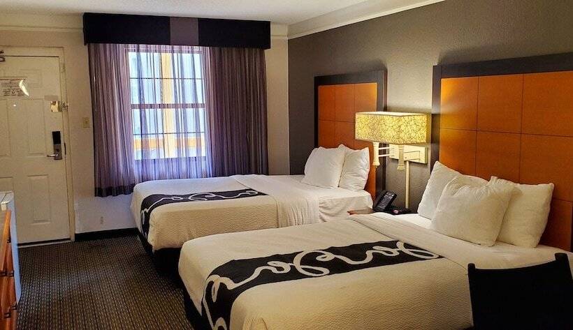 اتاق استاندارد با 2 تخت دوبل, Days Inn By Wyndham Gainesville Florida