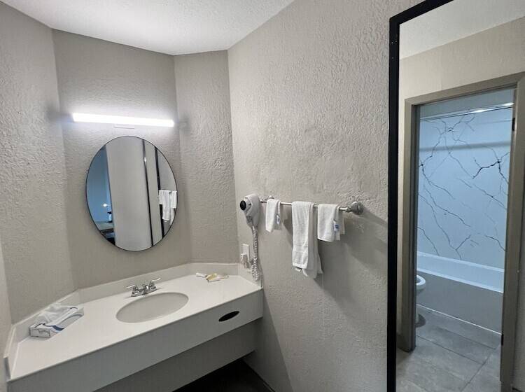 اتاق استاندارد با 2 تخت دوبل, Days Inn By Wyndham Sulphur West