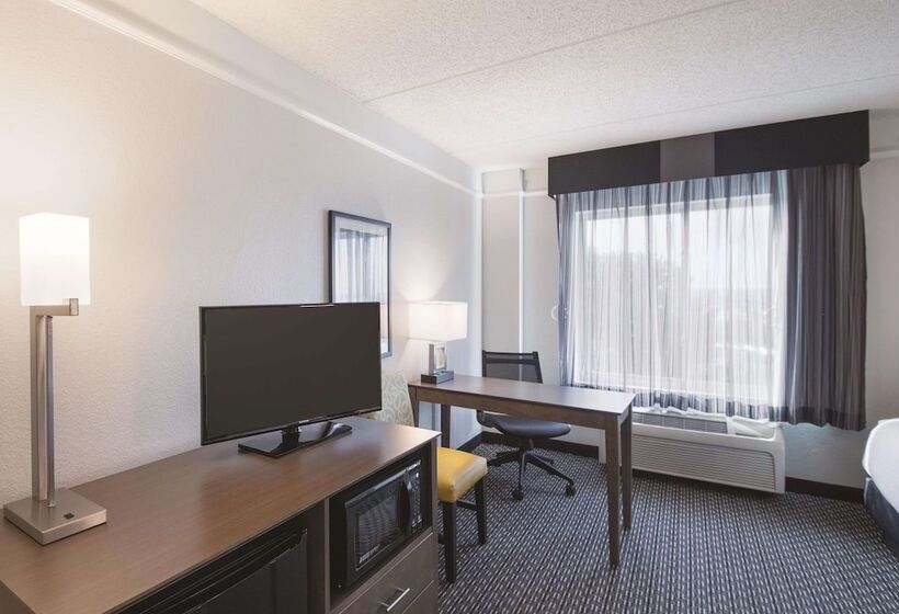 اتاق استاندارد با 2 تخت دوبل, La Quinta By Wyndham Austin Airport
