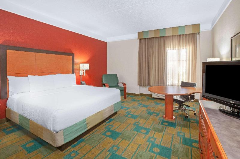اتاق لوکس با تخت بزرگ, La Quinta By Wyndham Houston Galleria Area