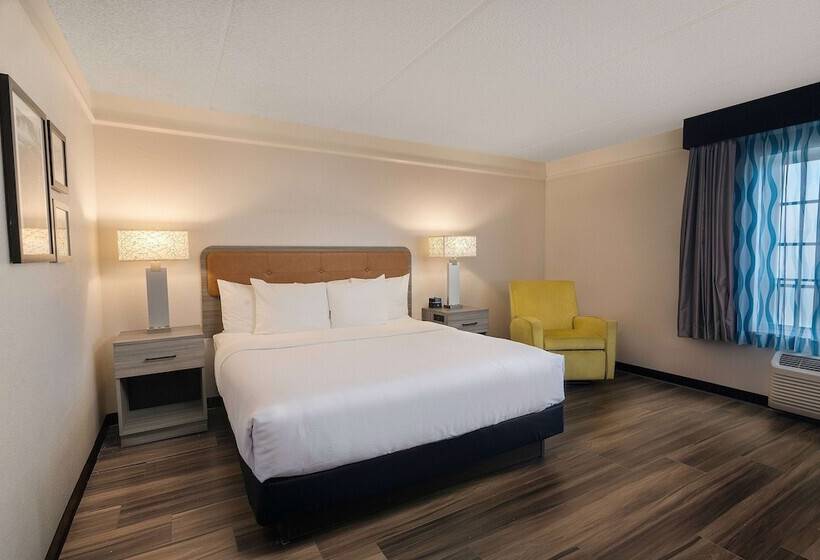 اتاق استاندارد با تخت دوبل برای معلولان, La Quinta Inn & Suites By Wyndham Miami Airport West