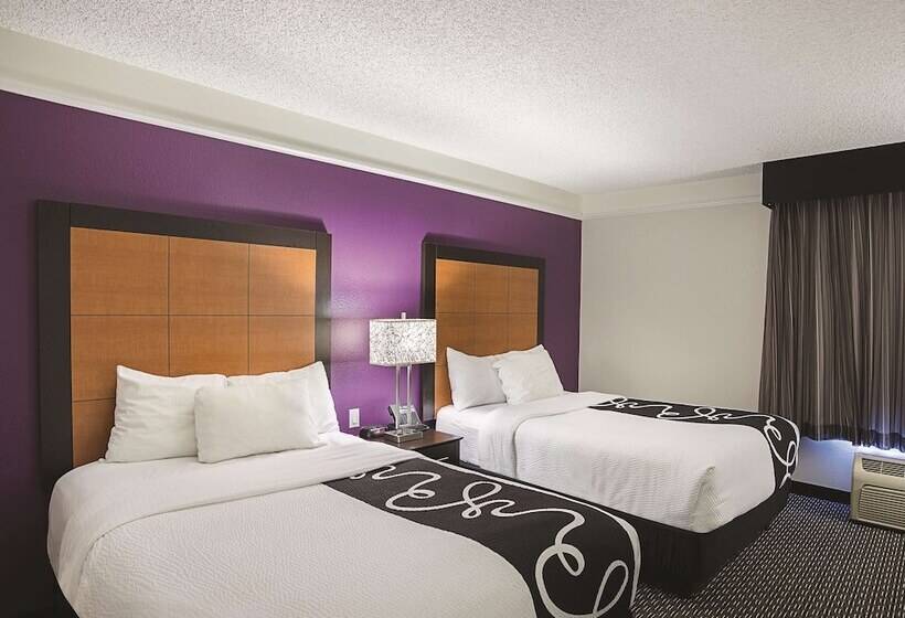 Deluxe Suite, La Quinta Inn & Suites By Wyndham Phoenix Scottsdale