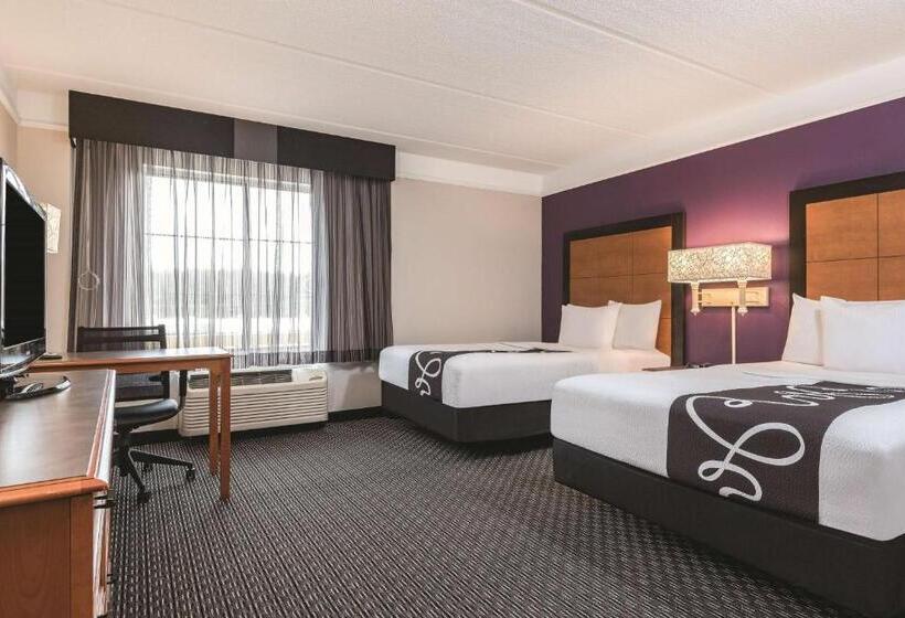 اتاق استاندارد با 2 تخت دوبل, La Quinta Inn & Suites By Wyndham University Area Chapel Hill