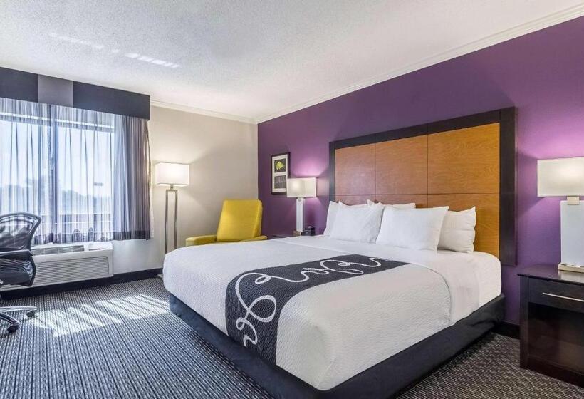 Quarto Estandar Cama King, La Quinta Inn & Suites By Wyndham Univ Area Chapel Hill