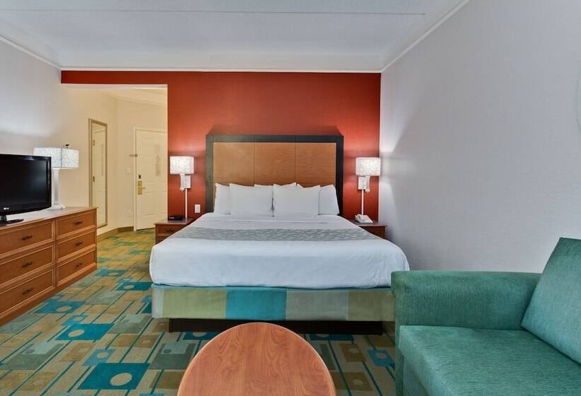 اتاق لوکس, La Quinta Inn & Suites By Wyndham Usf
