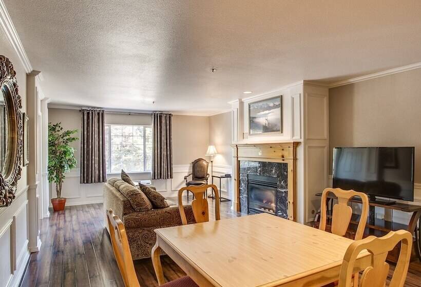 سوییت لوکس, Leavenworth Village Inn