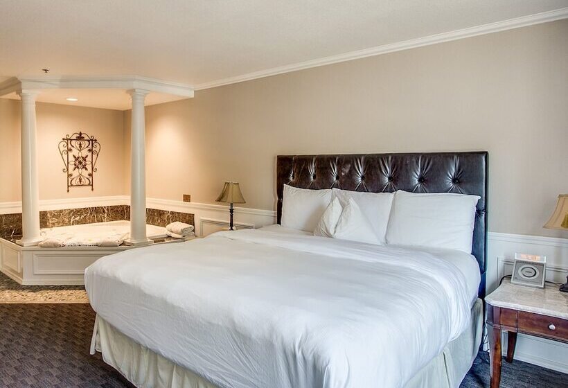 سوییت لوکس, Leavenworth Village Inn