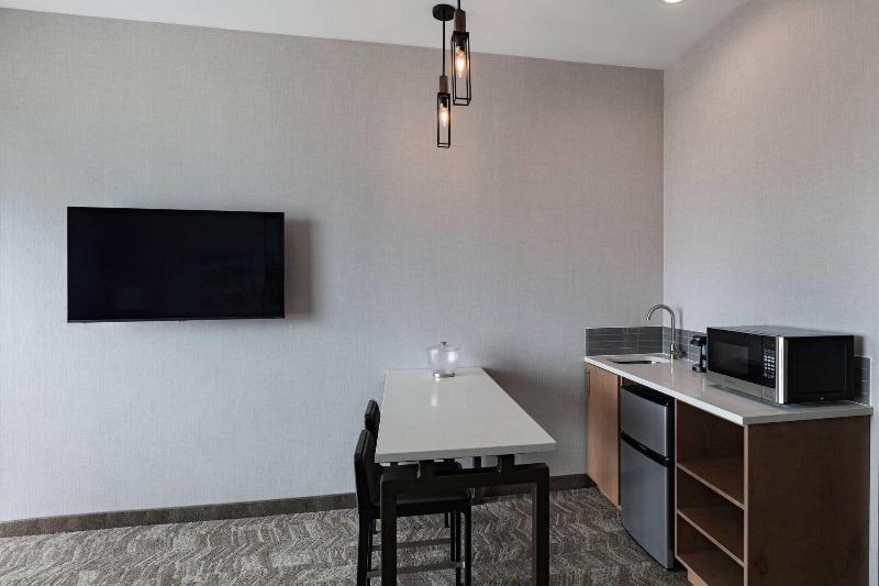 سوئیت با تخت بزرگ, Springhill Suites Waco