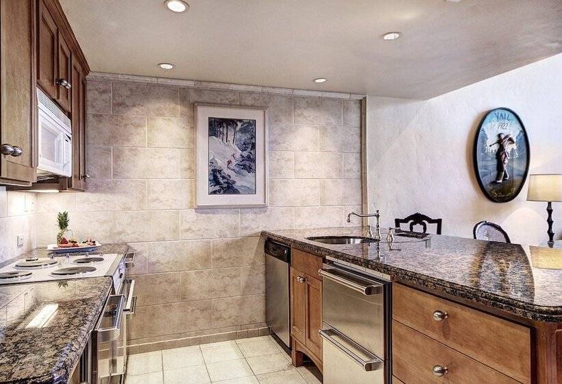 2 Bedroom Premium Apartment, Lodge At Vail, A Rockresort