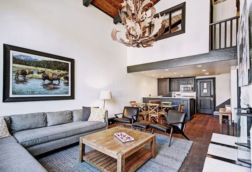2 Bedroom Premium Apartment, Lodge At Vail, A Rockresort