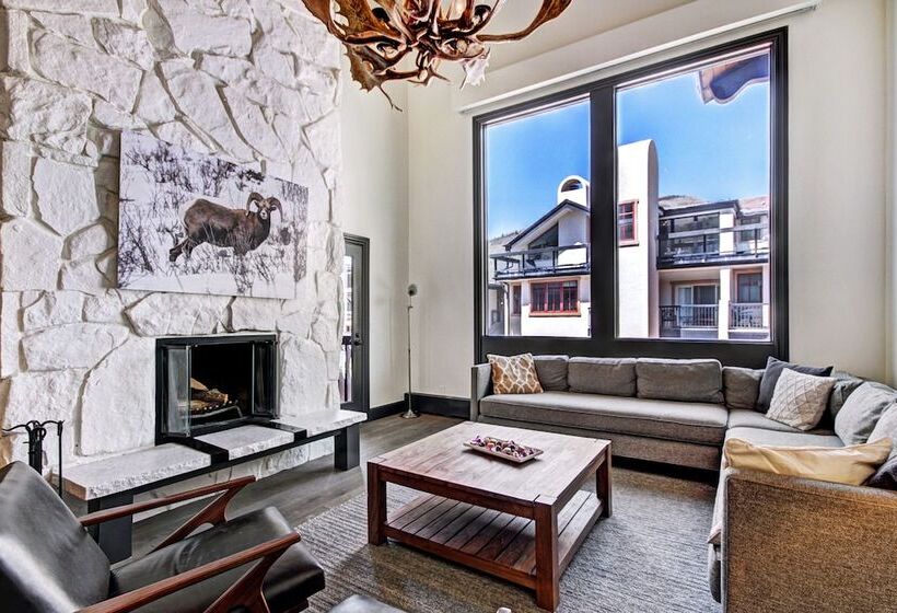 2 Bedroom Premium Apartment, Lodge At Vail, A Rockresort