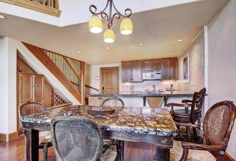 2 Bedroom Premium Apartment, Lodge At Vail, A Rockresort