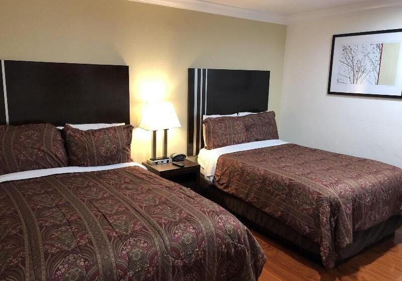 2 Bedroom Suite, Lombard Plaza Motel